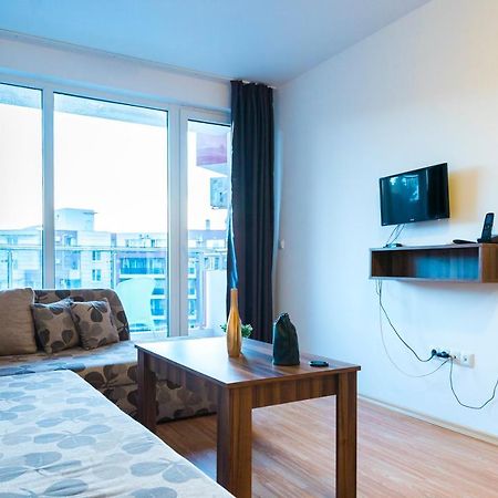 Admiral Plaza Hotel Napospart Kültér fotó
