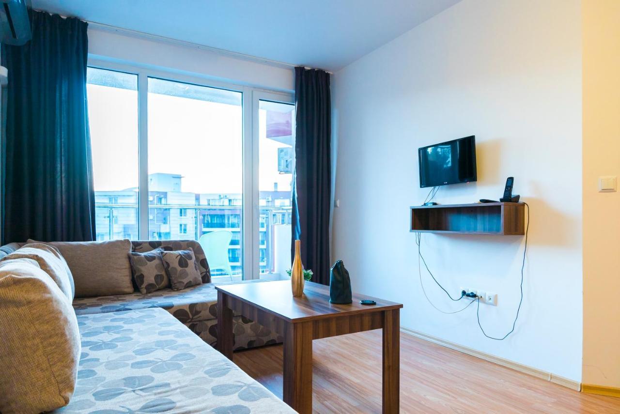 Admiral Plaza Hotel Napospart Kültér fotó