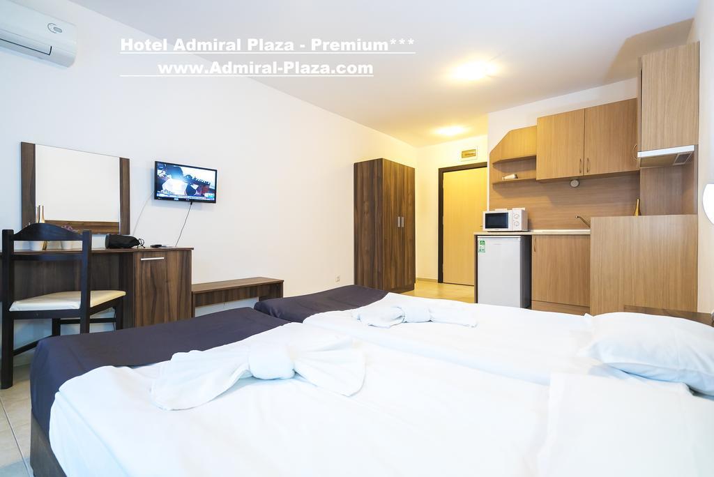 Admiral Plaza Hotel Napospart Kültér fotó