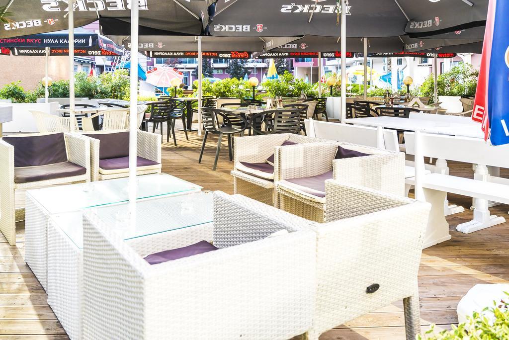 Admiral Plaza Hotel Napospart Kültér fotó
