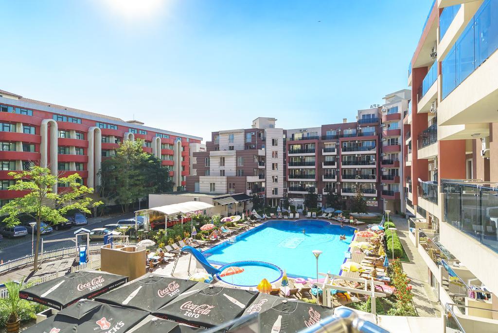 Admiral Plaza Hotel Napospart Kültér fotó