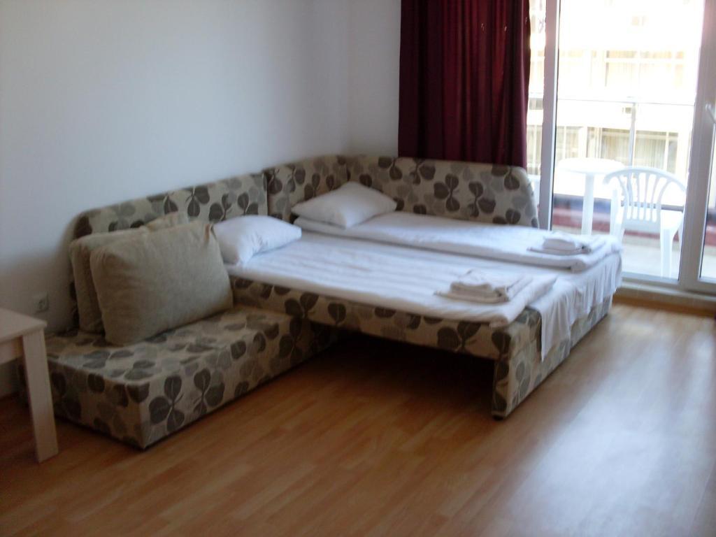 Admiral Plaza Hotel Napospart Szoba fotó
